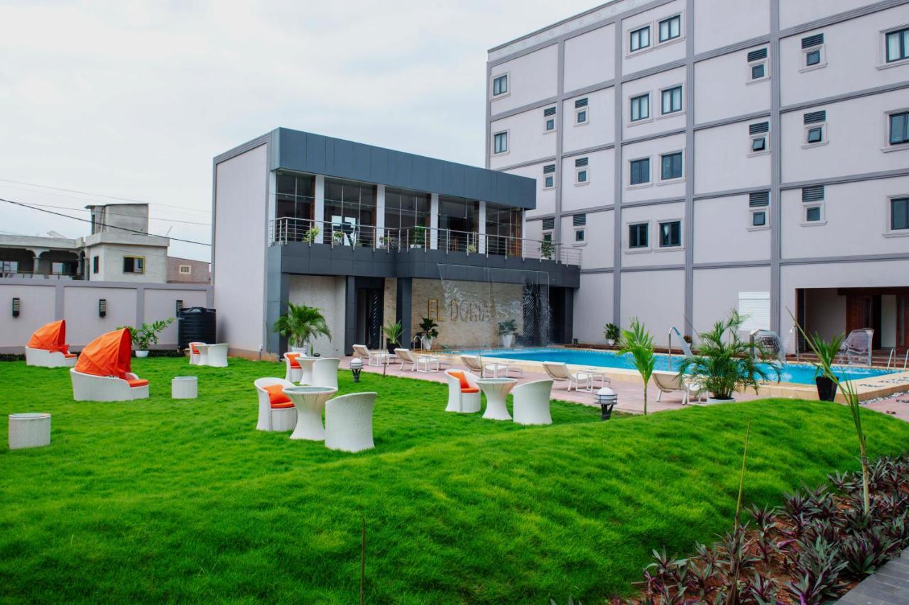 El Doria Hotel Lome Bagian luar foto