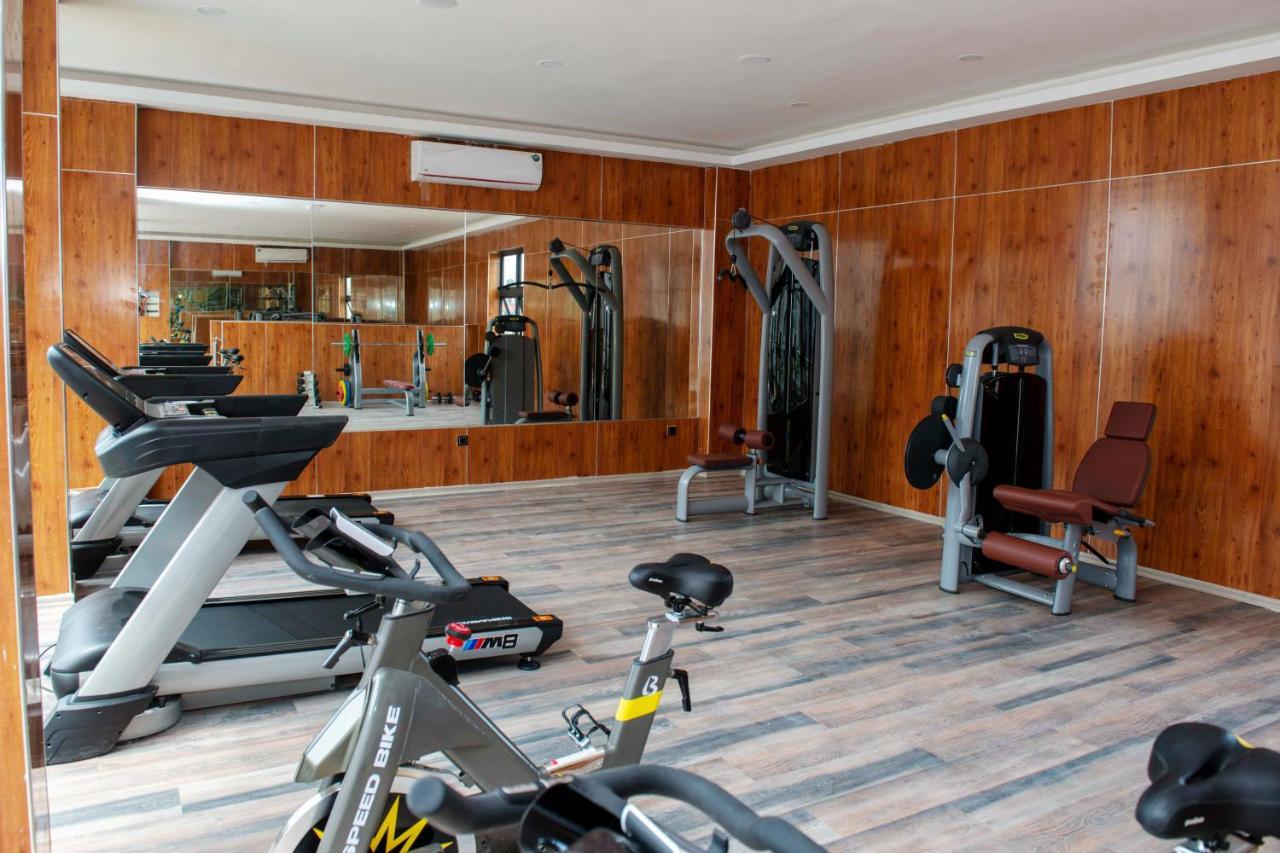 El Doria Hotel Lome Bagian luar foto
