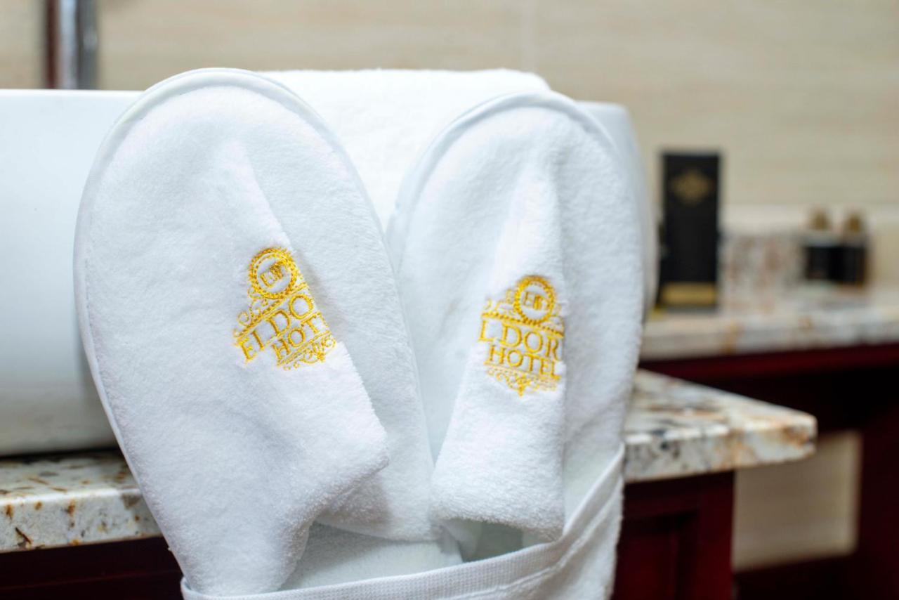 El Doria Hotel Lome Bagian luar foto